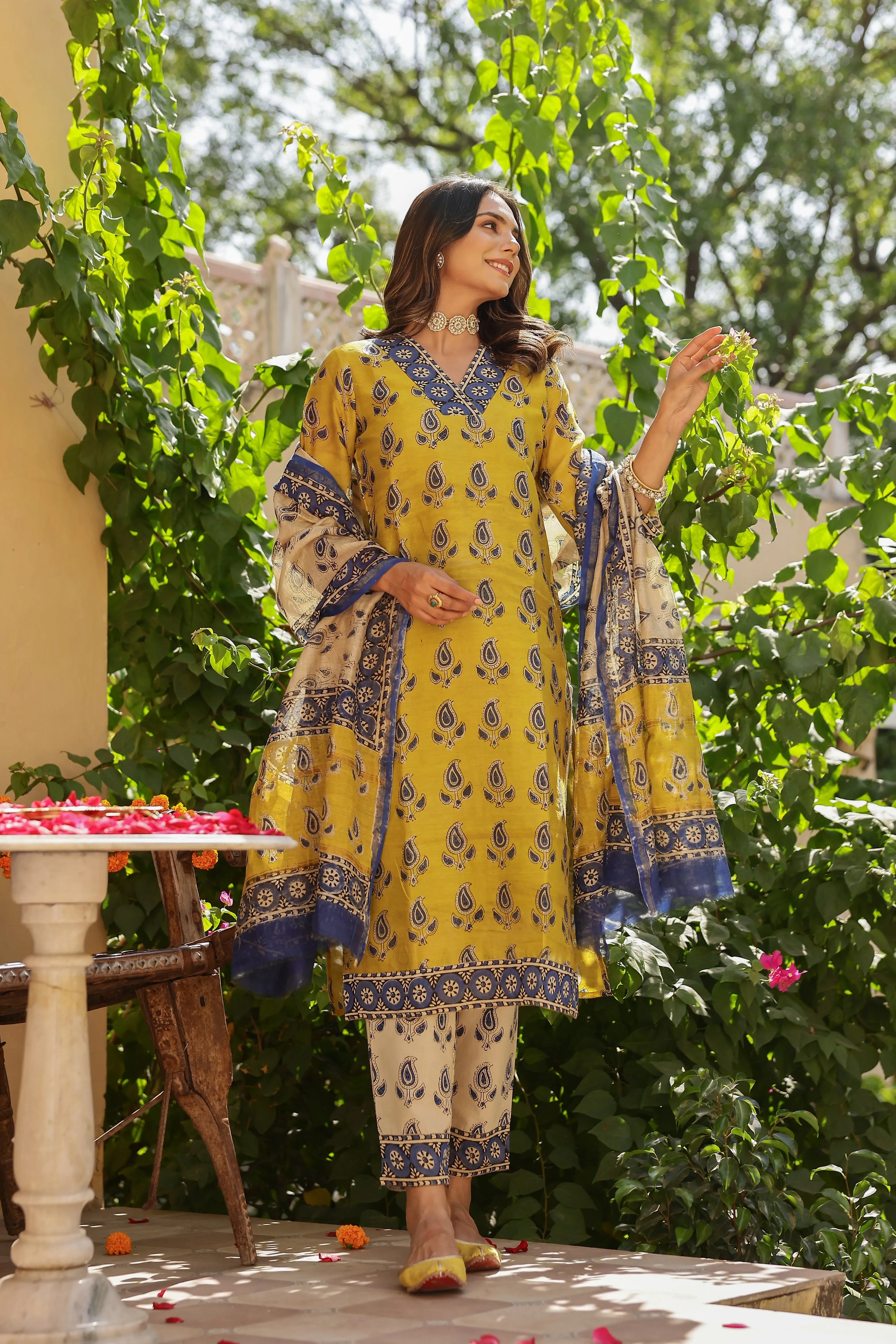 "Jalsa" Bagru Hand Block Printed Chanderi Suit Set(3pc)