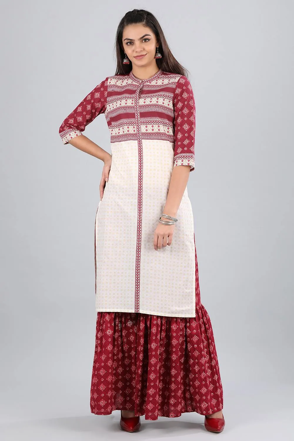 Red Mandarin Neck Printed kurta
