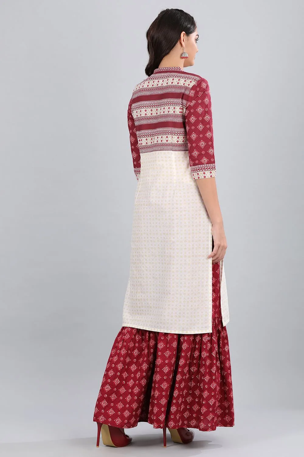 Red Mandarin Neck Printed kurta