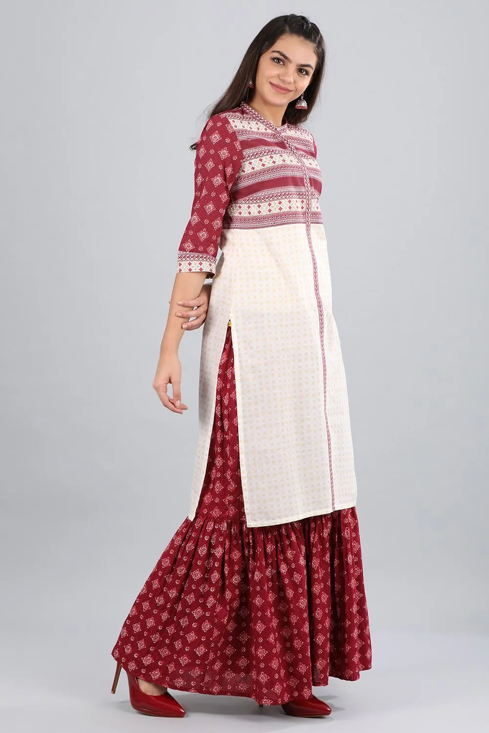 Red Mandarin Neck Printed kurta