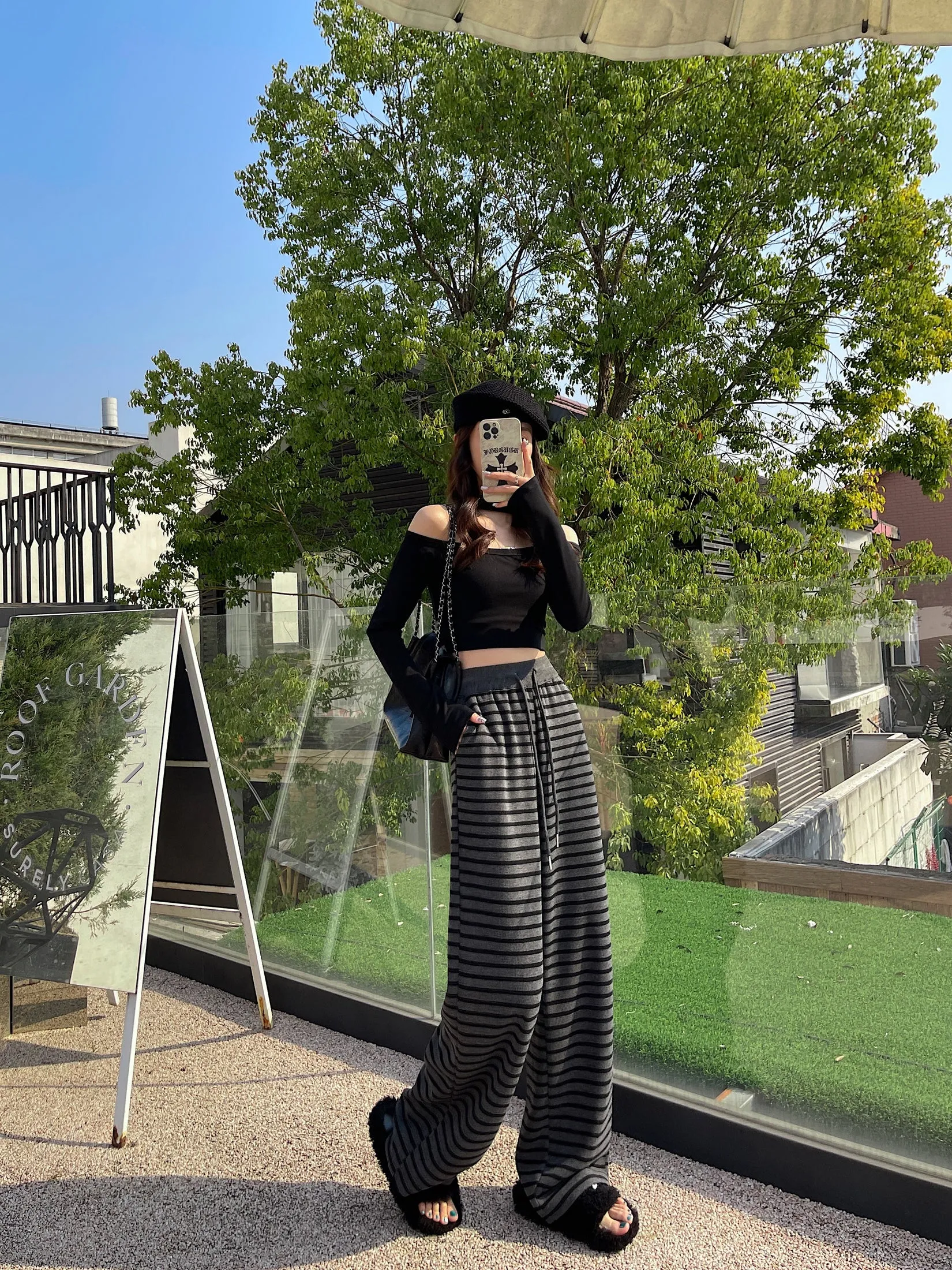 Relaxed Fit Knitted Sweatpant for Women with Drawstring Waist