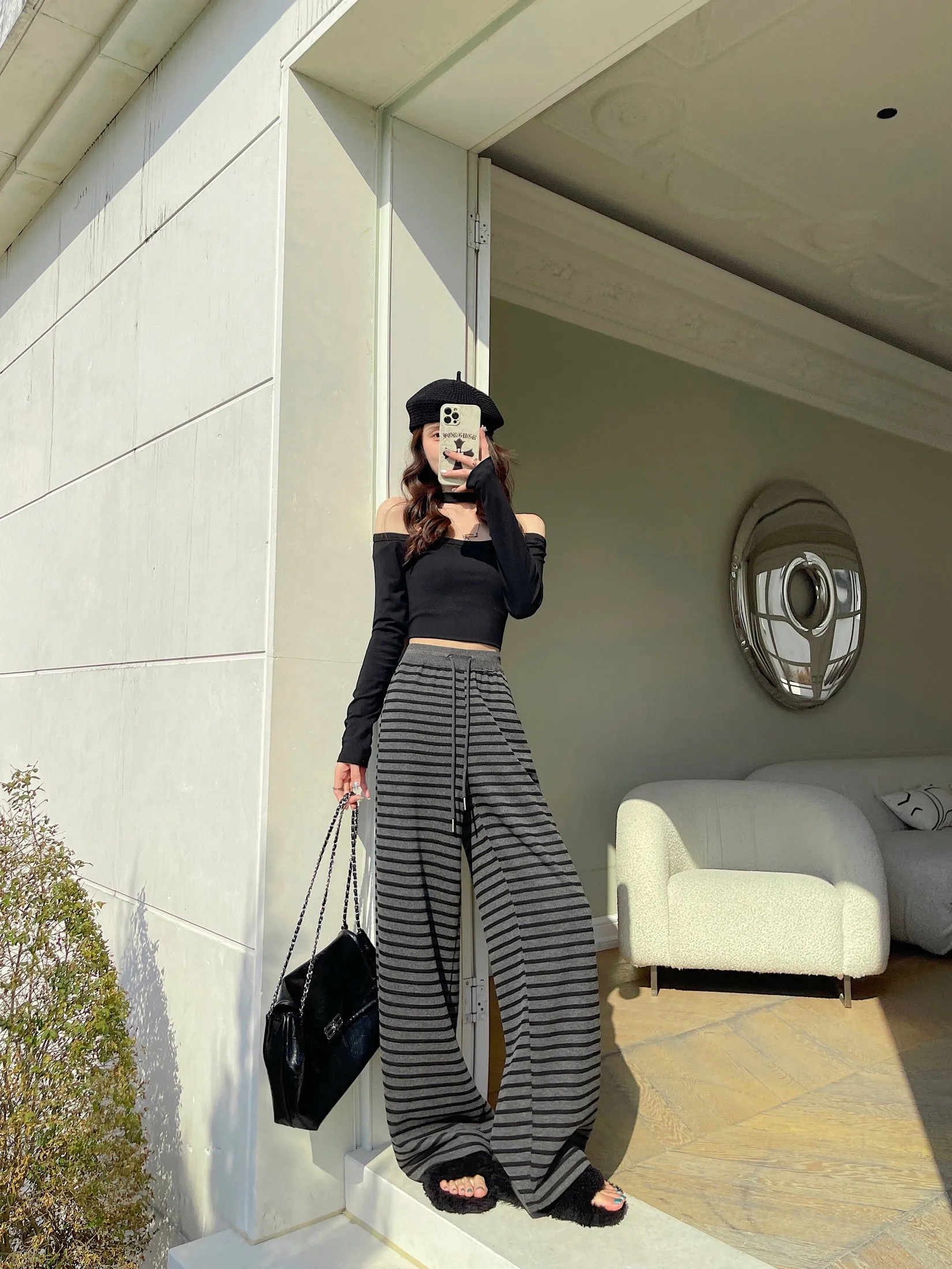 Relaxed Fit Knitted Sweatpant for Women with Drawstring Waist