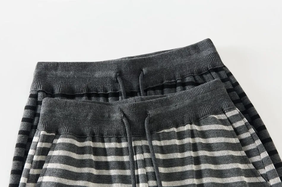 Relaxed Fit Knitted Sweatpant for Women with Drawstring Waist