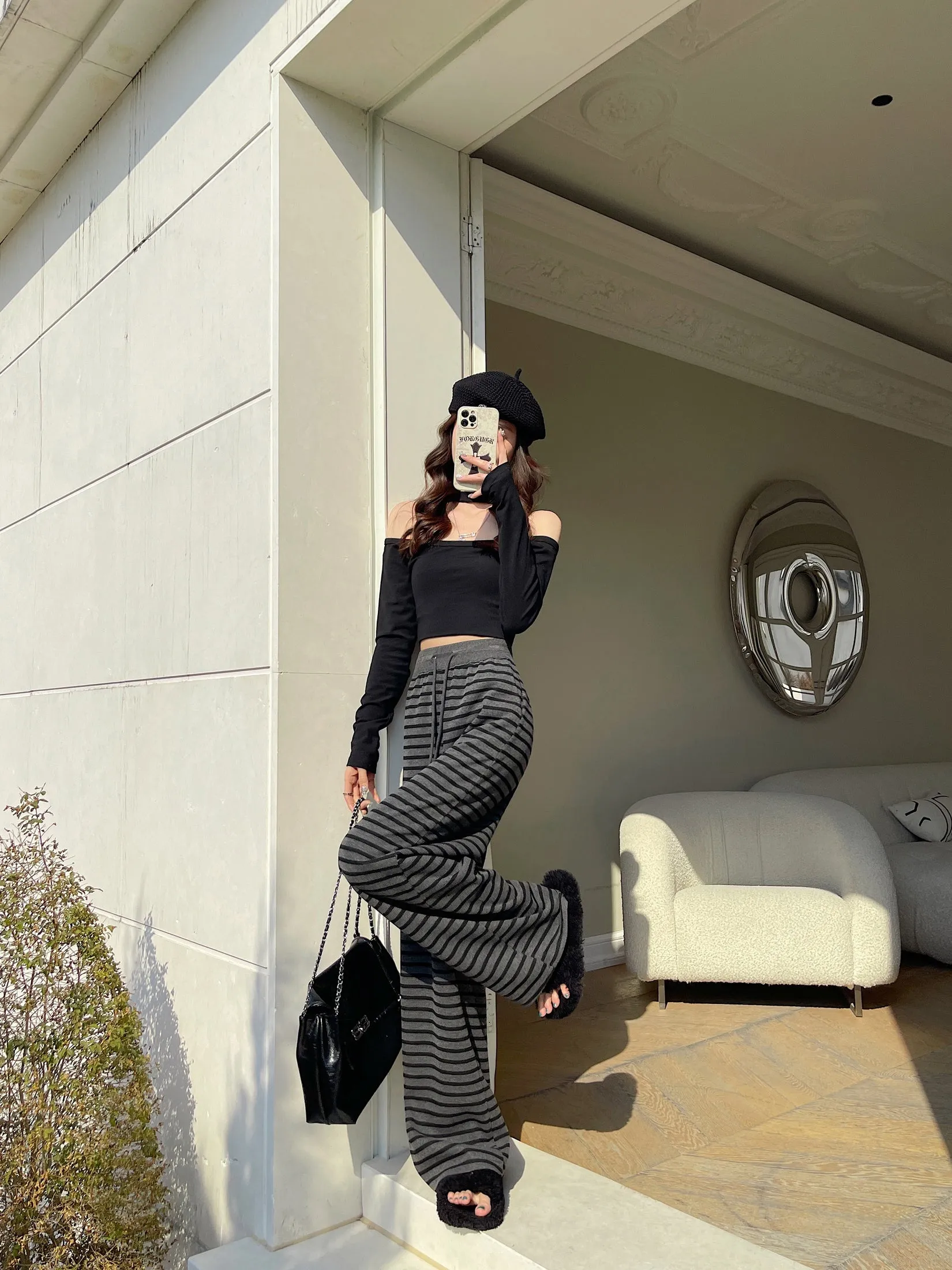 Relaxed Fit Knitted Sweatpant for Women with Drawstring Waist