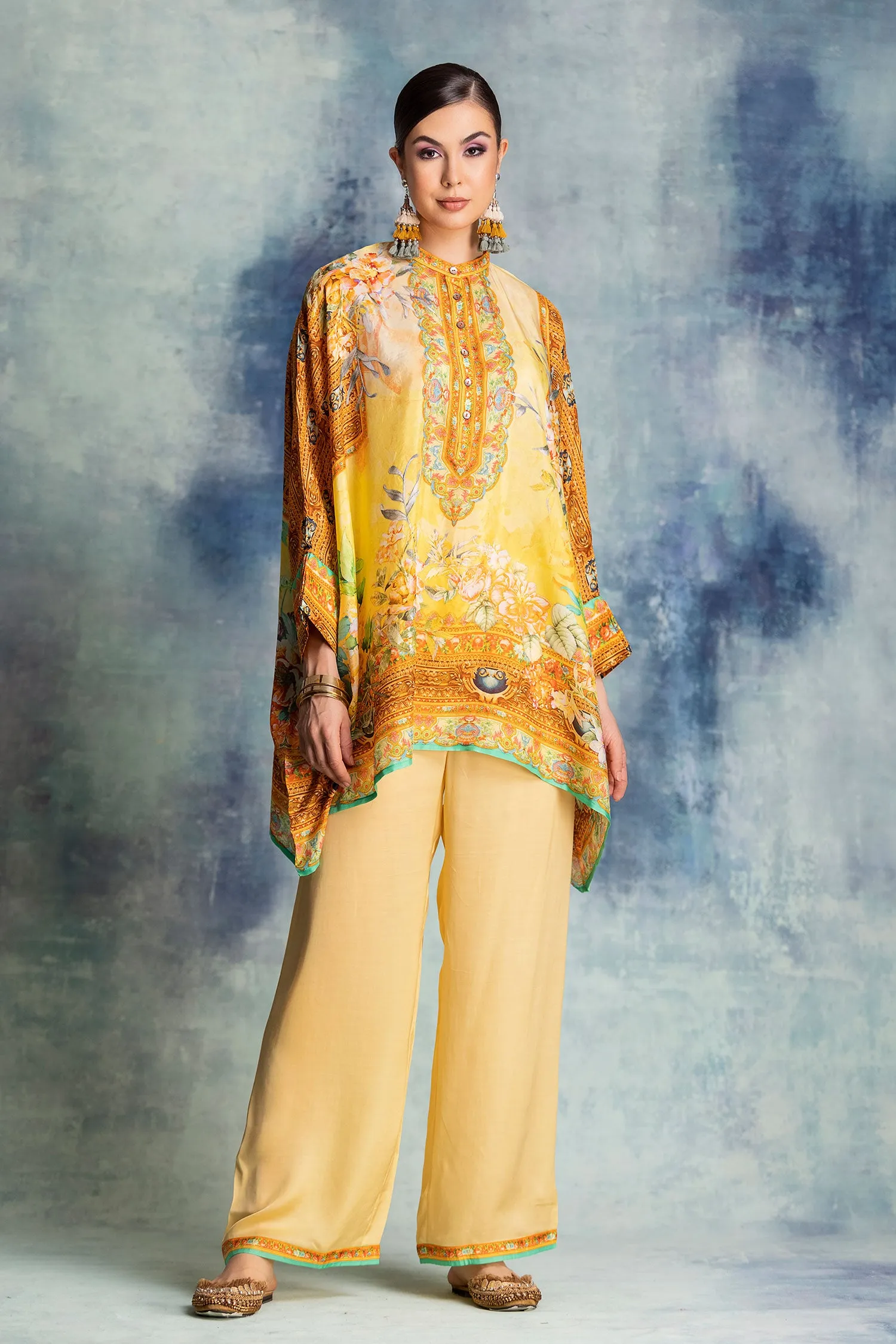 Roses : Chanel - Yellow