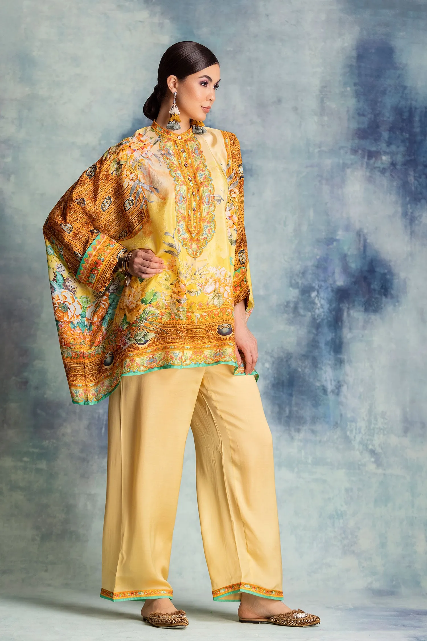 Roses : Chanel - Yellow