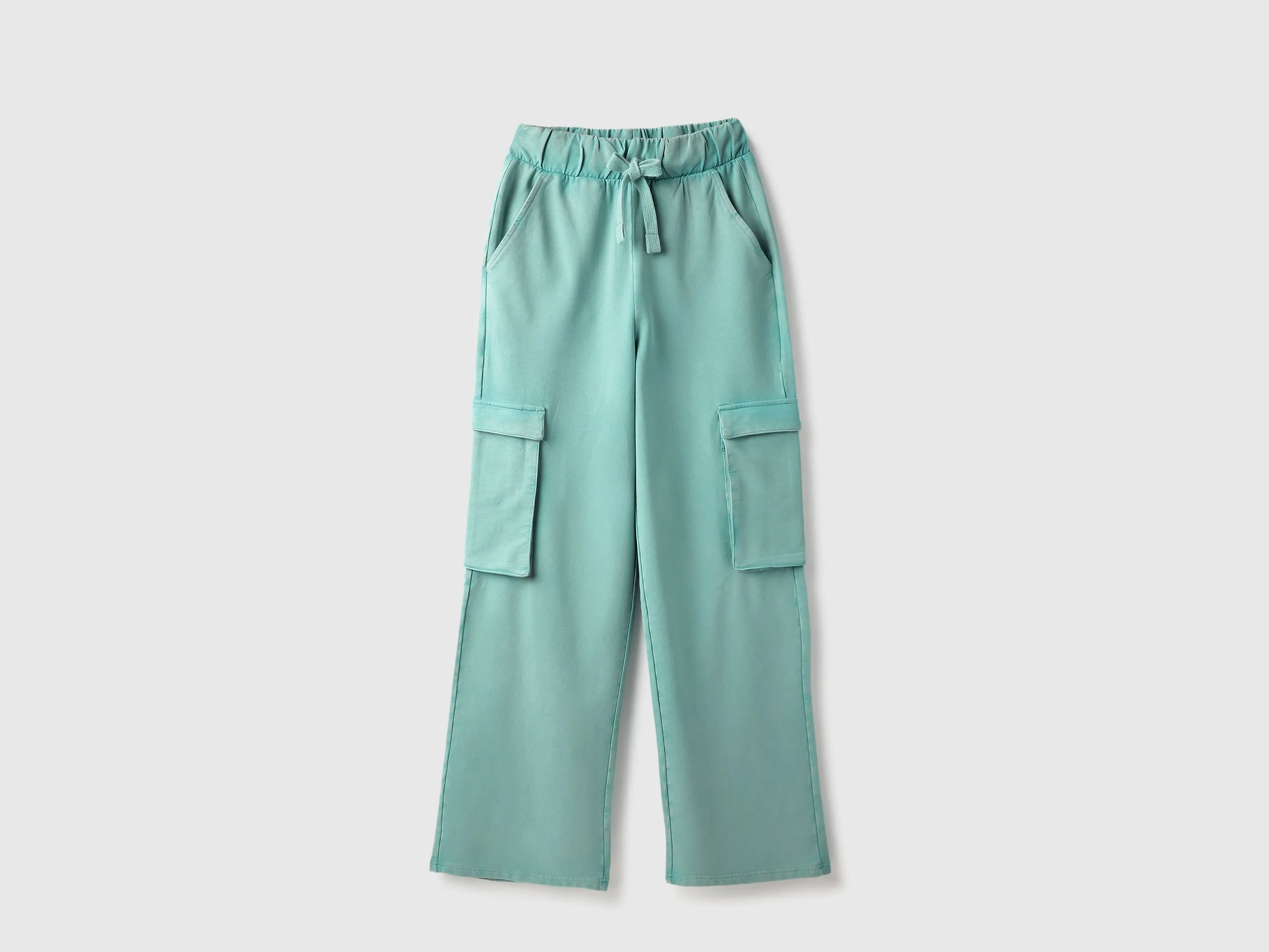 Solid Straight Fit Cargo Pants