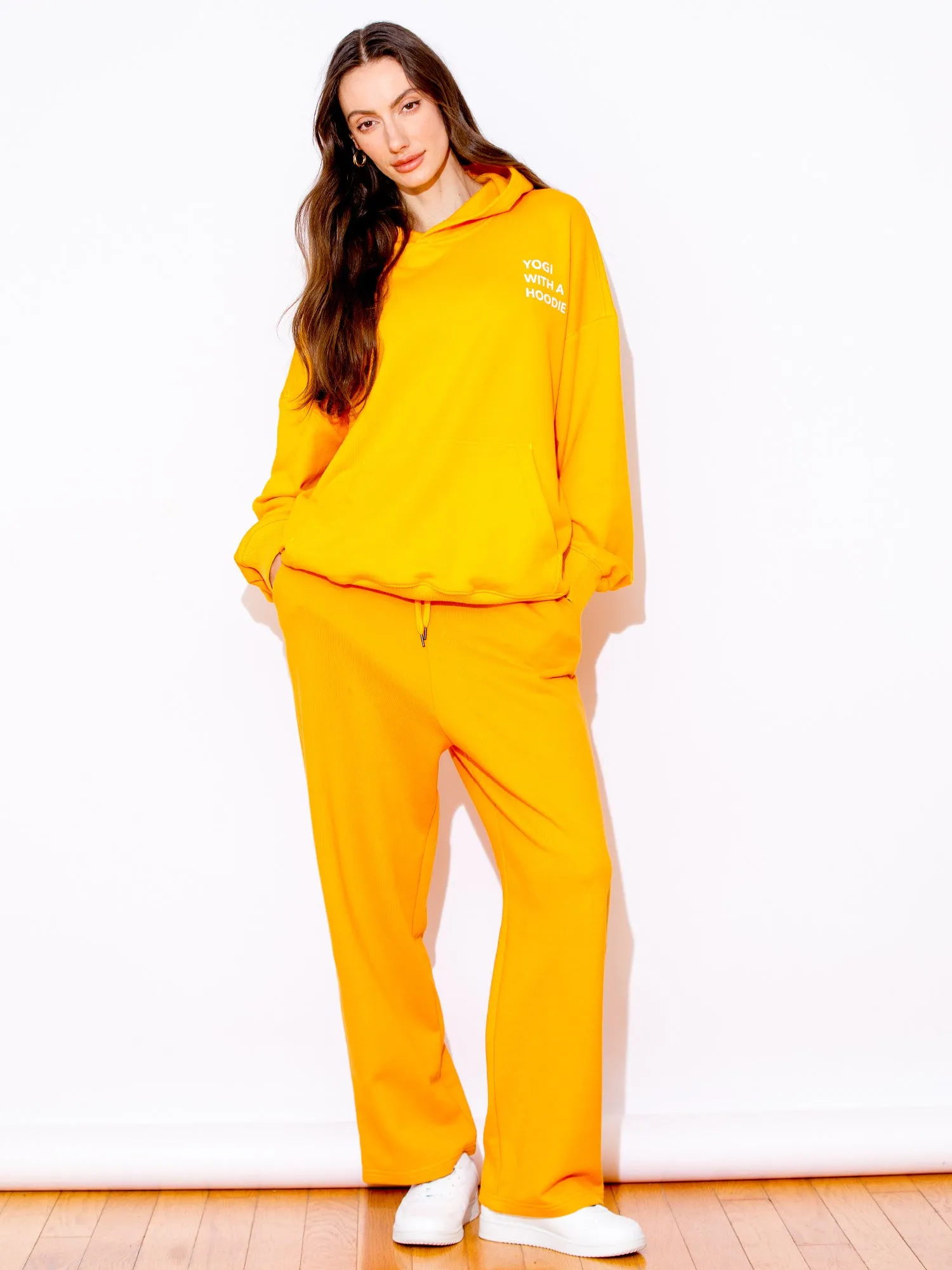 URBAN WIDE LEG SWEATPANTS