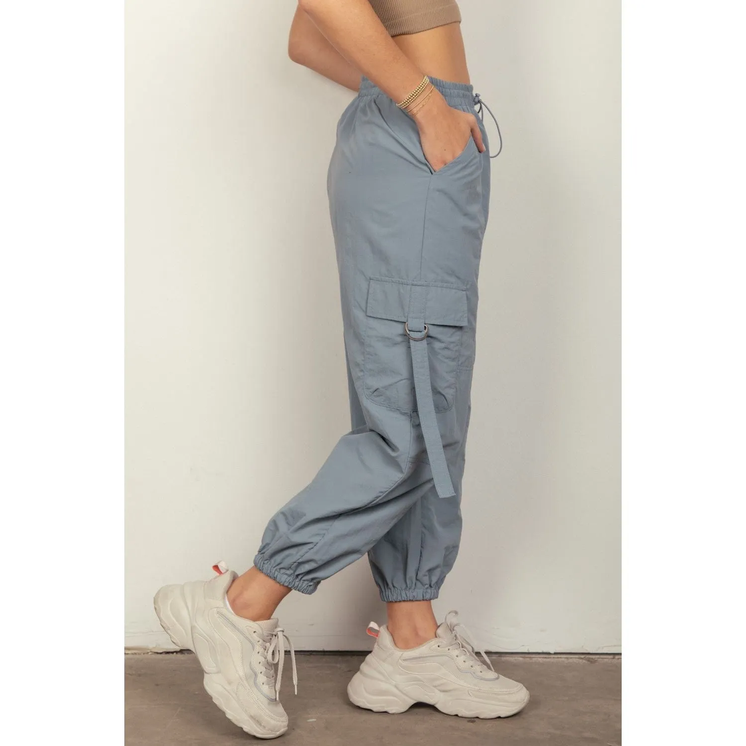 VERY J Elastic Waist Woven Cargo Pants