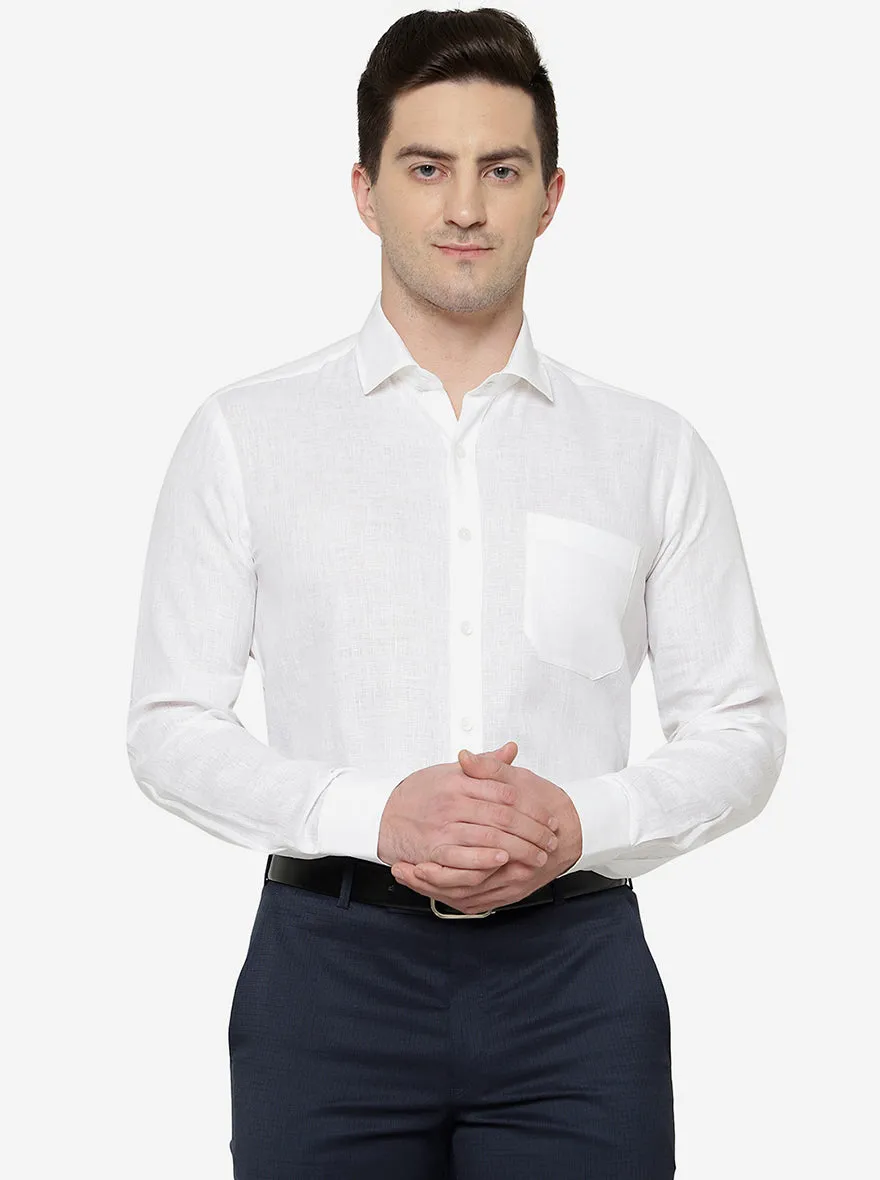 White Solid Regular Fit Formal Shirt | JadeBlue