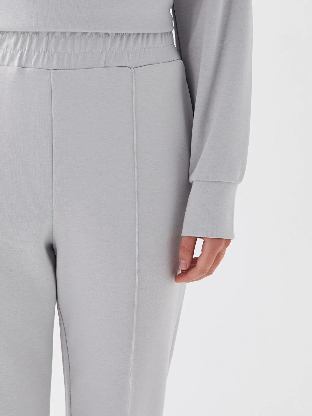 Women Elastic Waist Plain Jogger Sweatpants