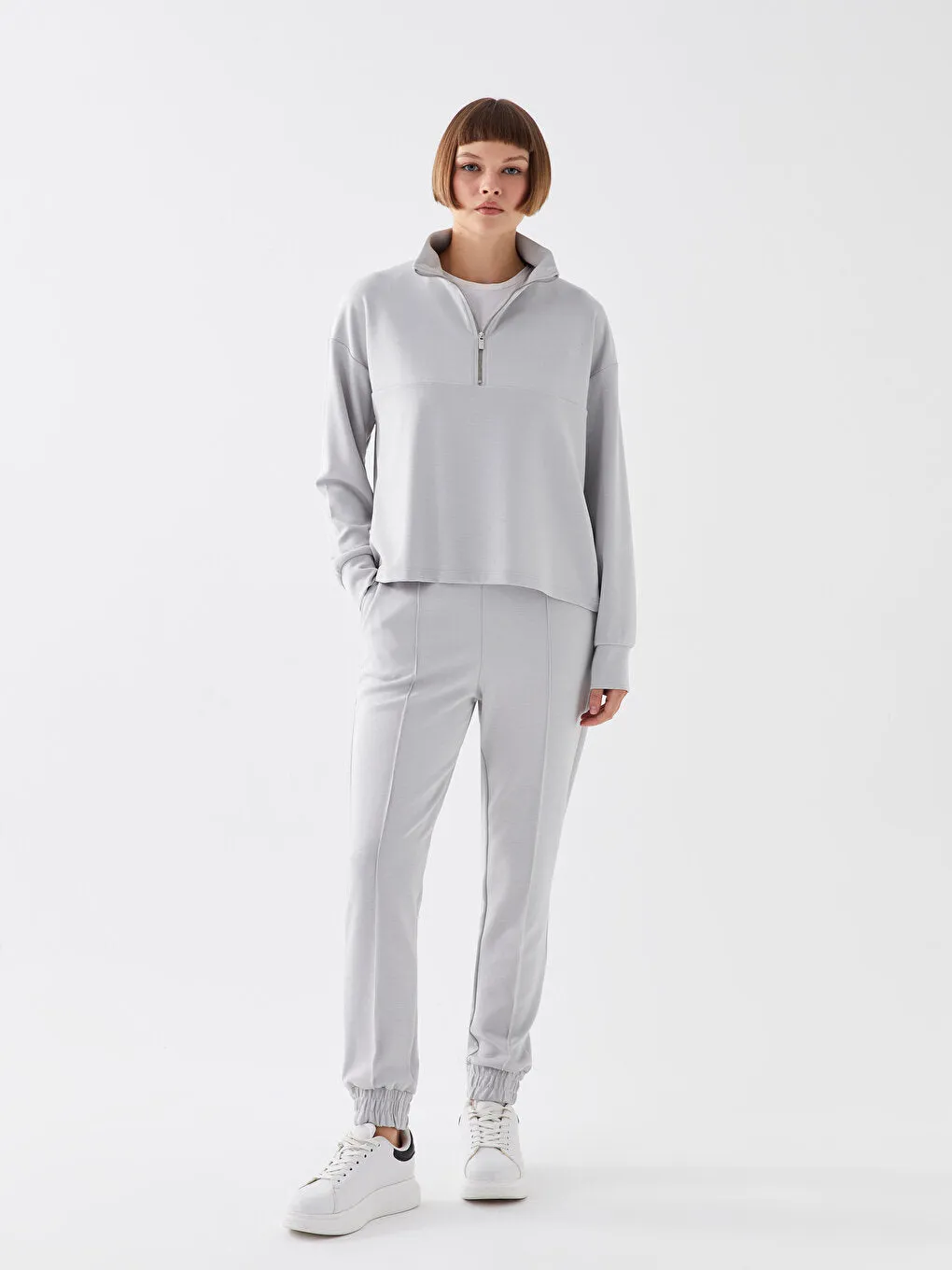 Women Elastic Waist Plain Jogger Sweatpants