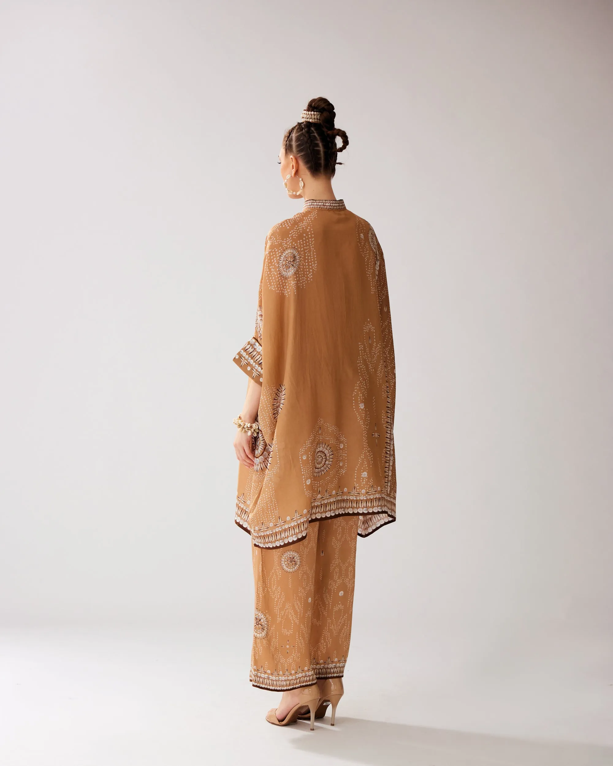 Zohra : Chanel 36" - Caramel