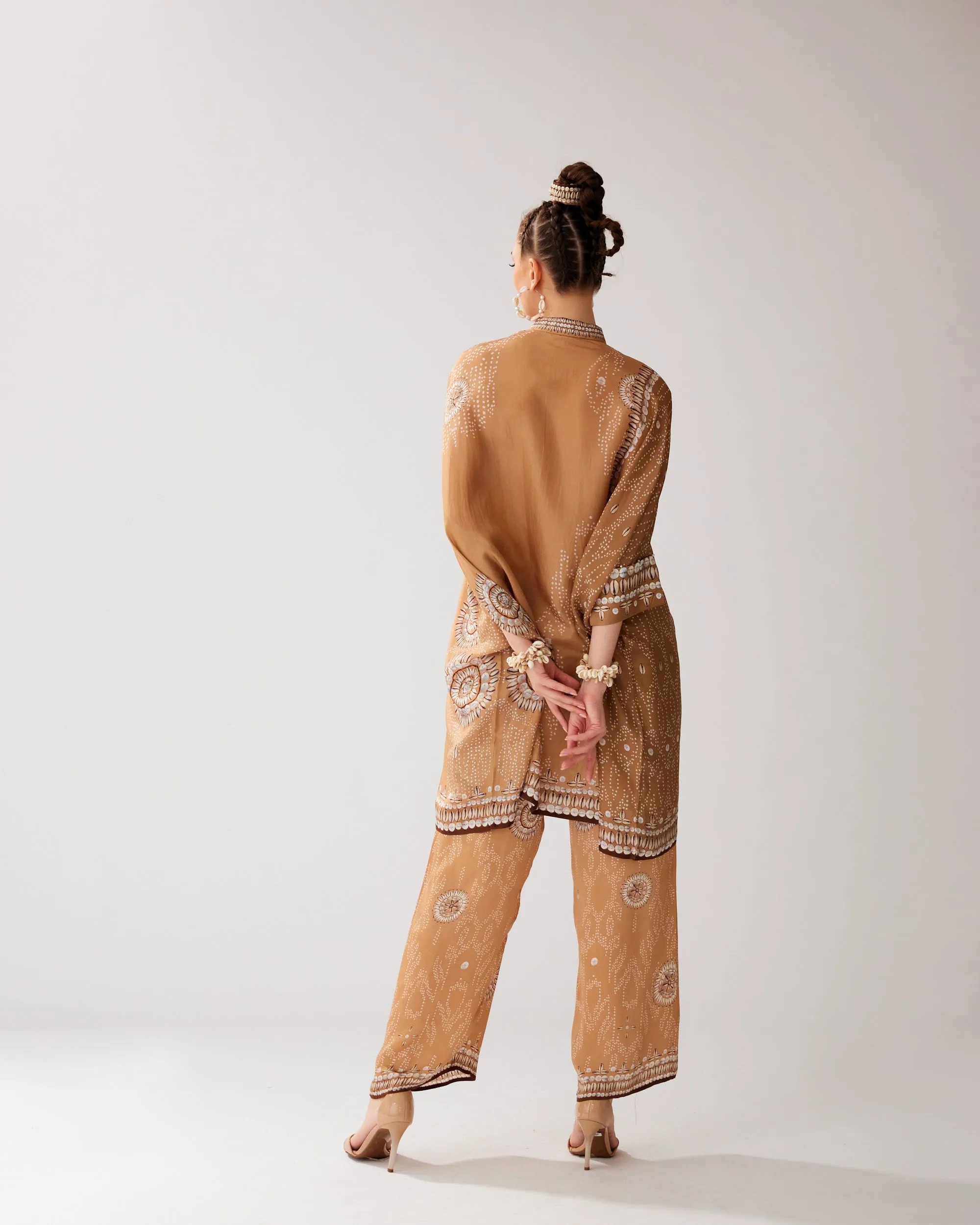 Zohra : Chanel 36" - Caramel