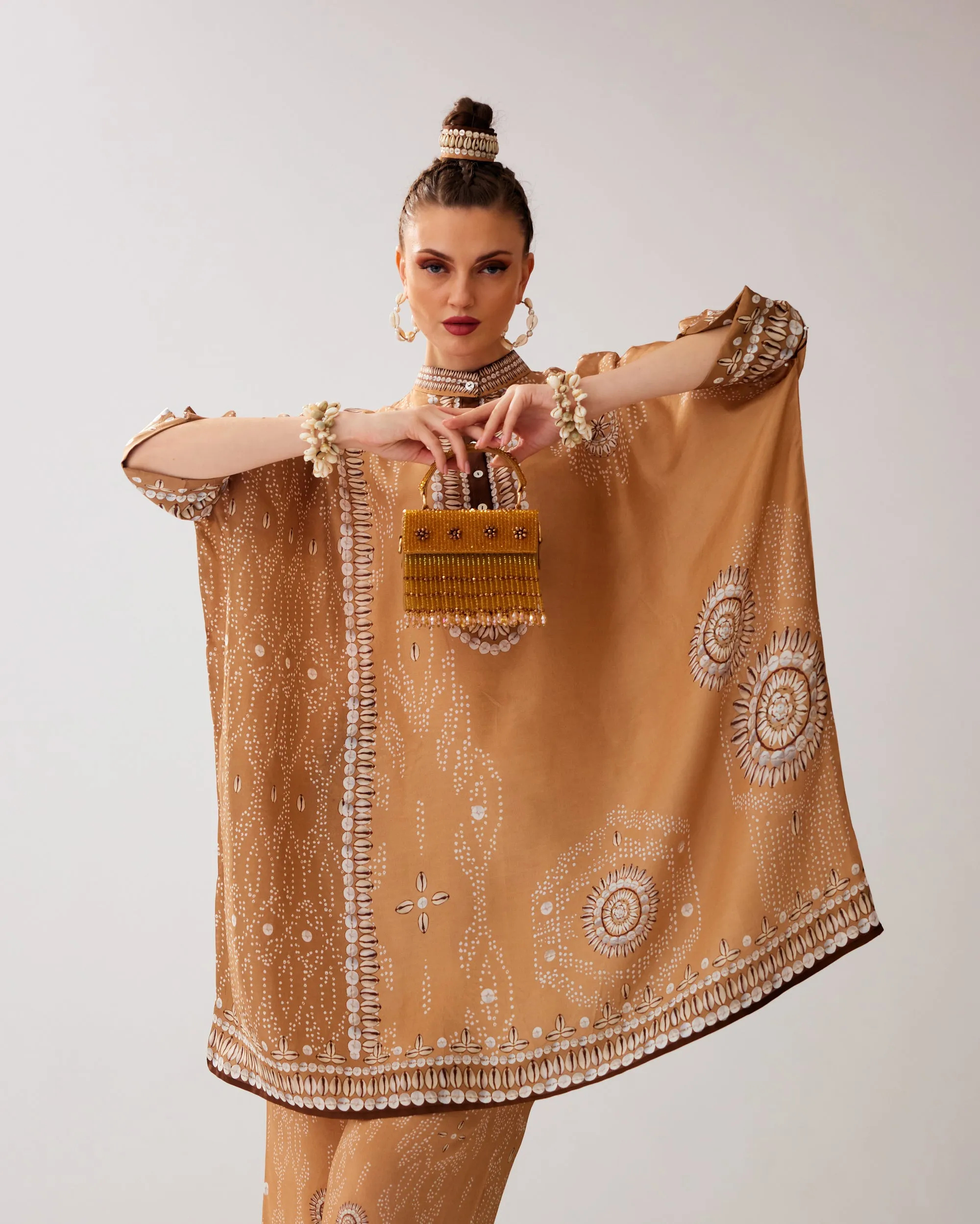 Zohra : Chanel 36" - Caramel