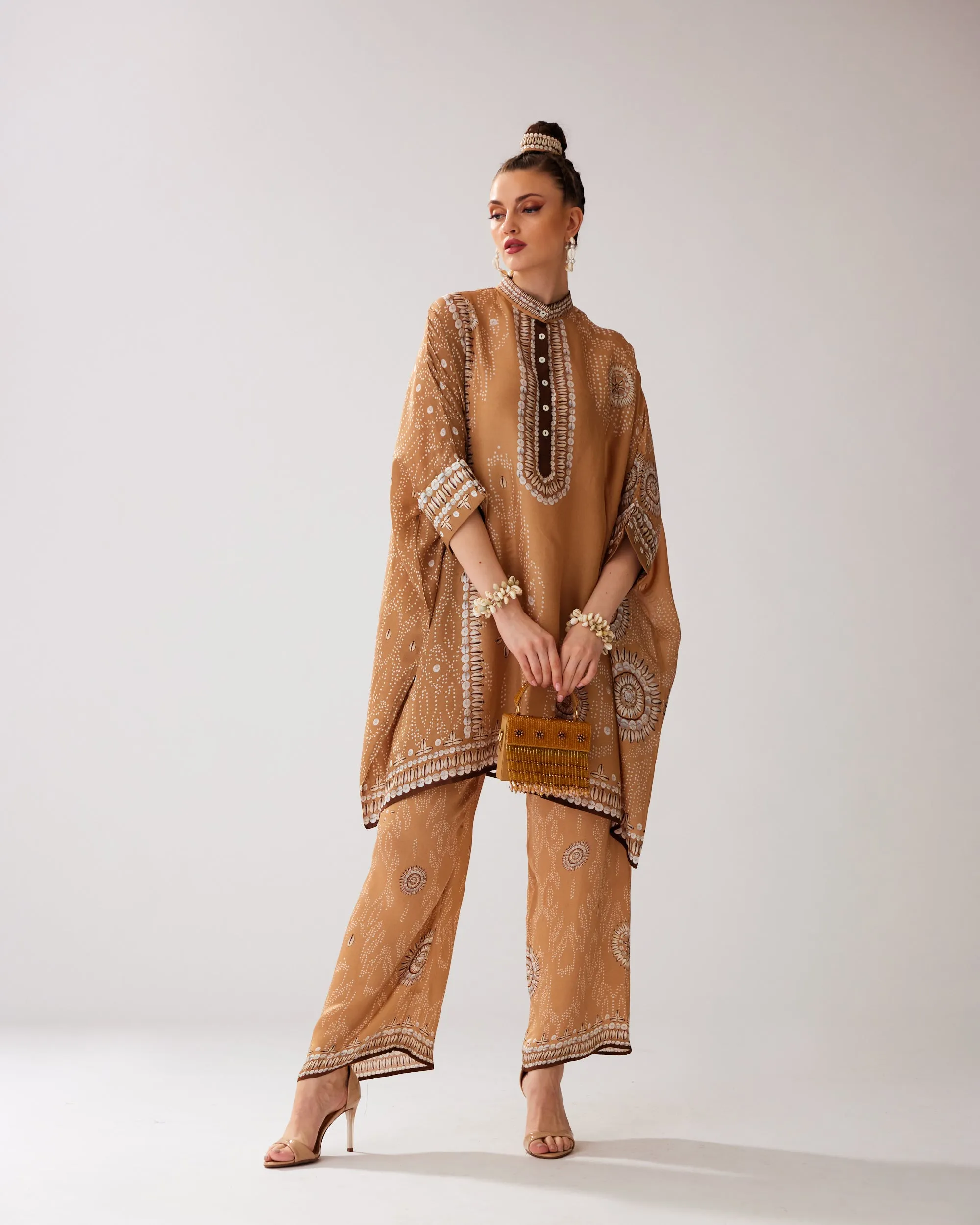 Zohra : Chanel 36" - Caramel