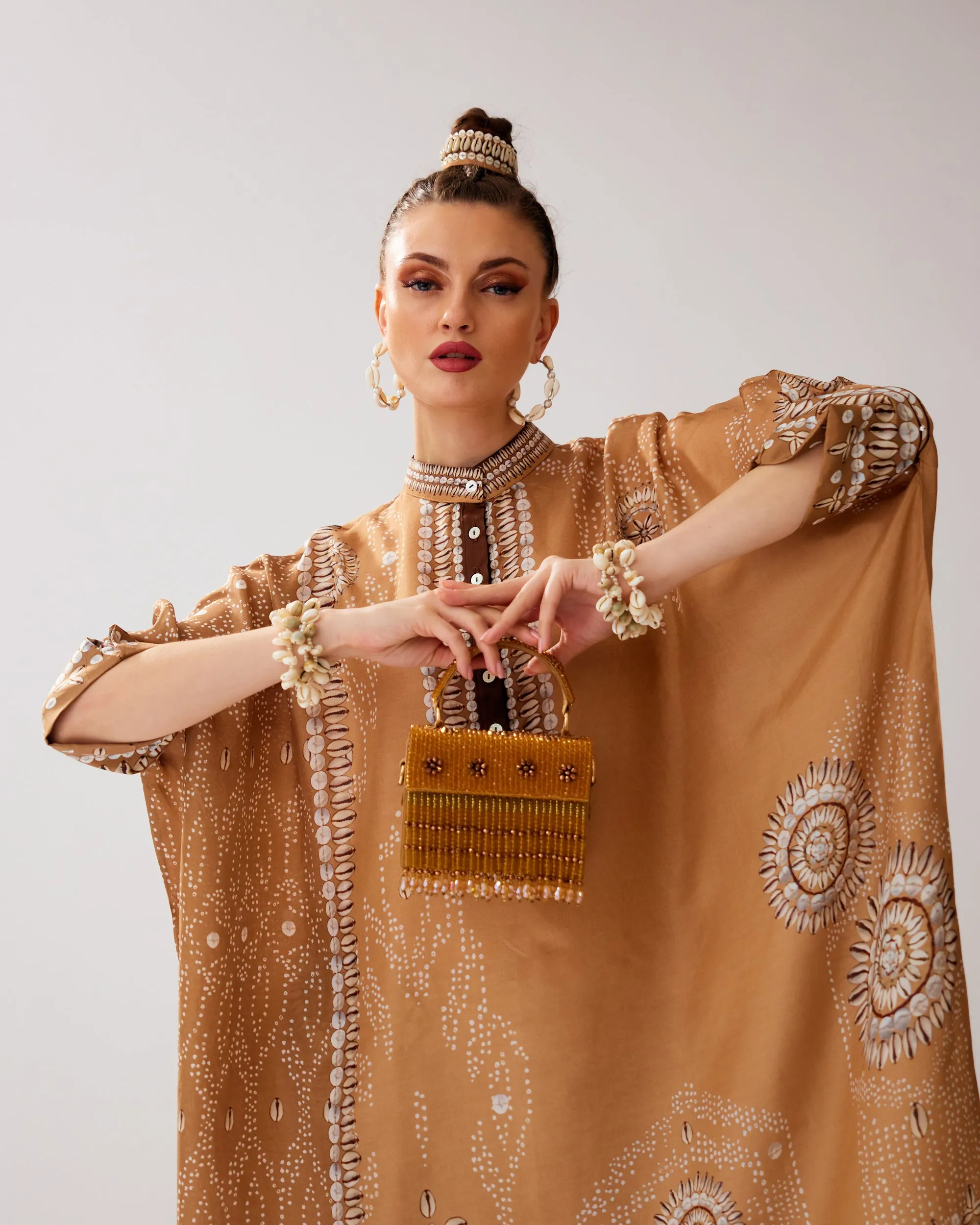 Zohra : Chanel 36" - Caramel